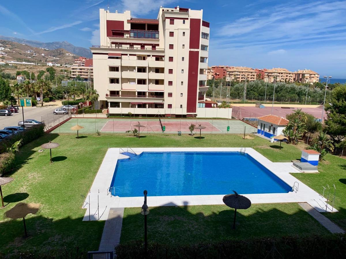 Beach Apartment El Faro Торокс Екстериор снимка