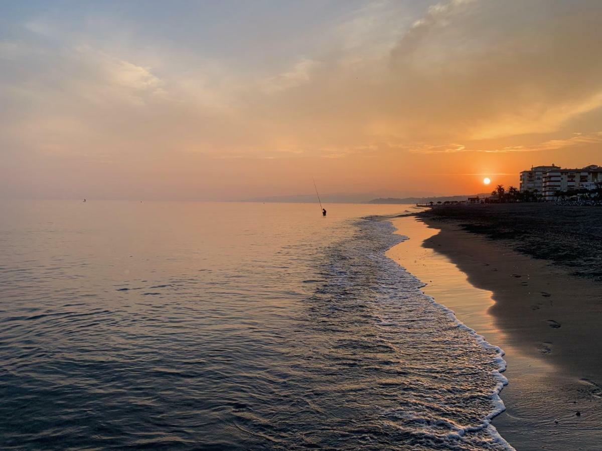 Beach Apartment El Faro Торокс Екстериор снимка
