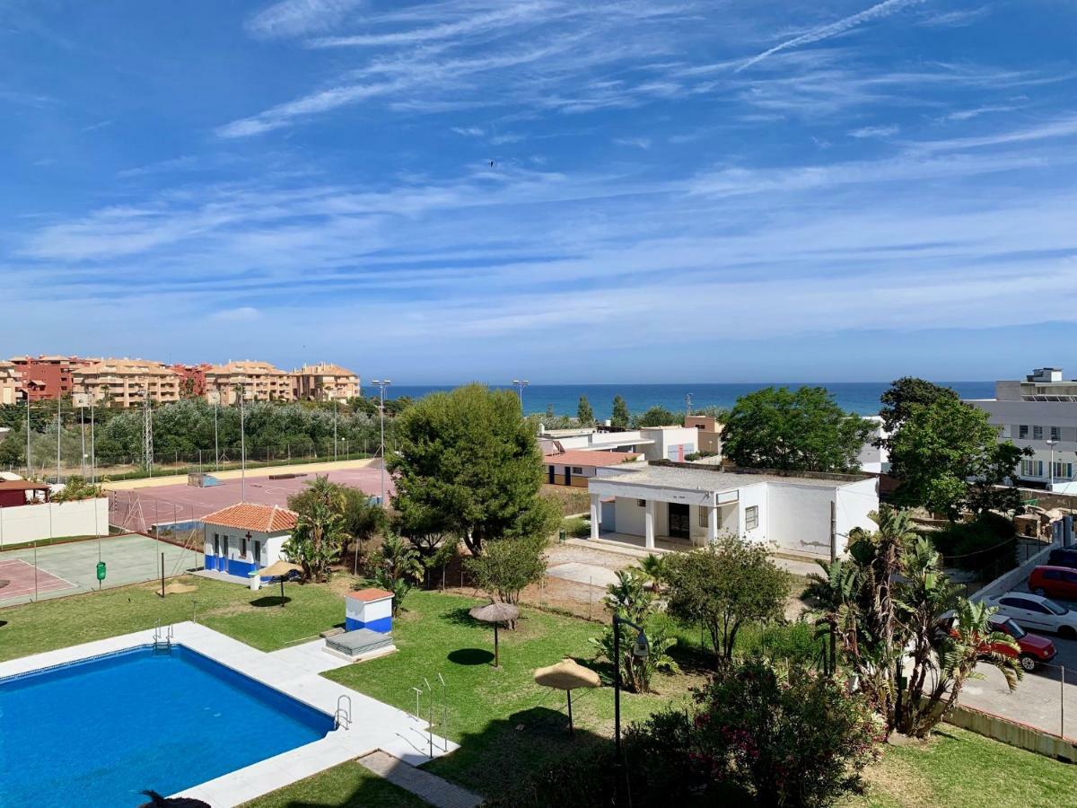 Beach Apartment El Faro Торокс Екстериор снимка