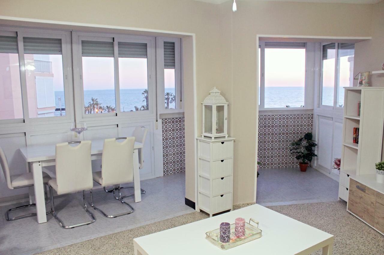 Beach Apartment El Faro Торокс Екстериор снимка